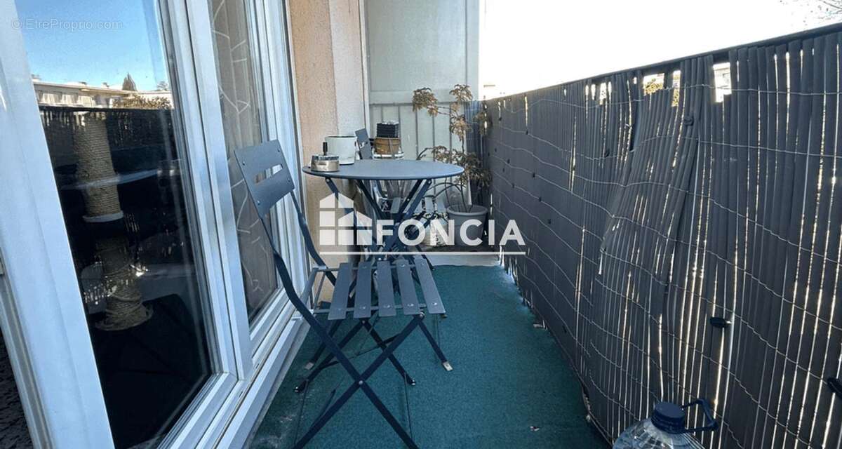 Charmant appartement t3 + balcon + loggia + place de parking - photo 3