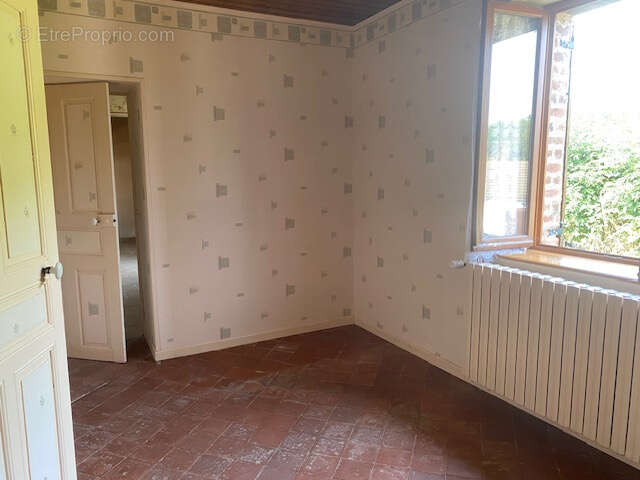 Maison à MONTSAUCHE-LES-SETTONS