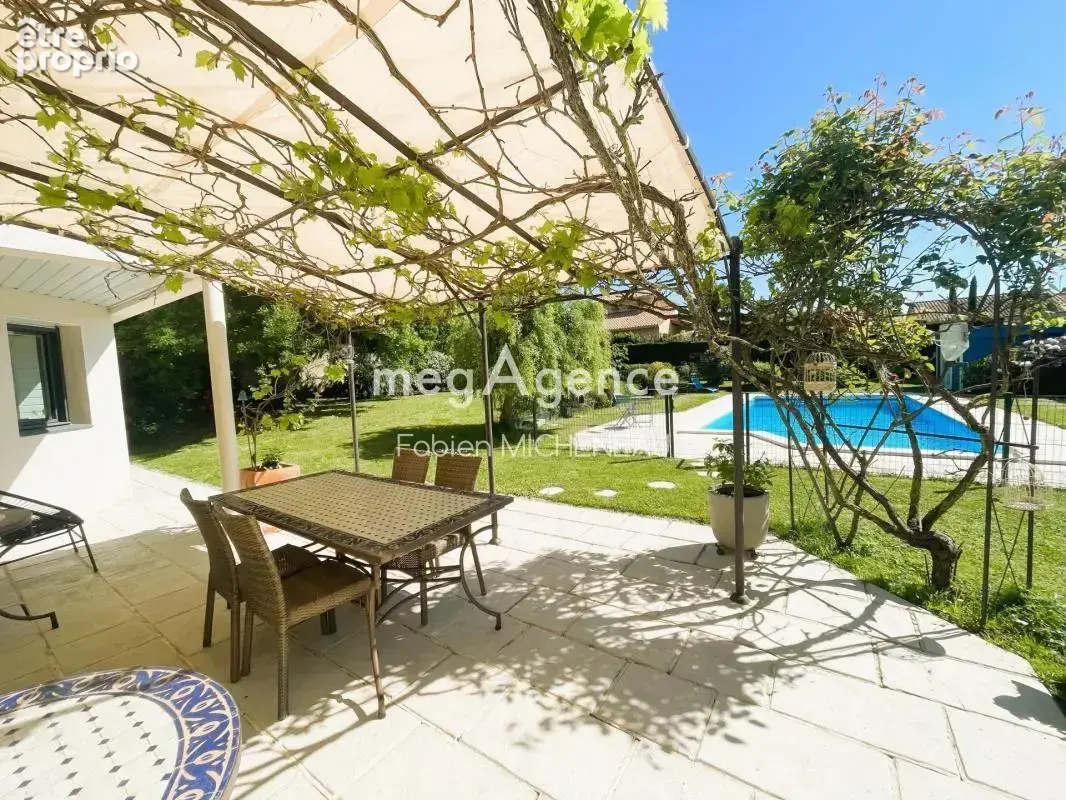Maison avec piscine 8 pièces 146 m² La Séguinière - photo 4