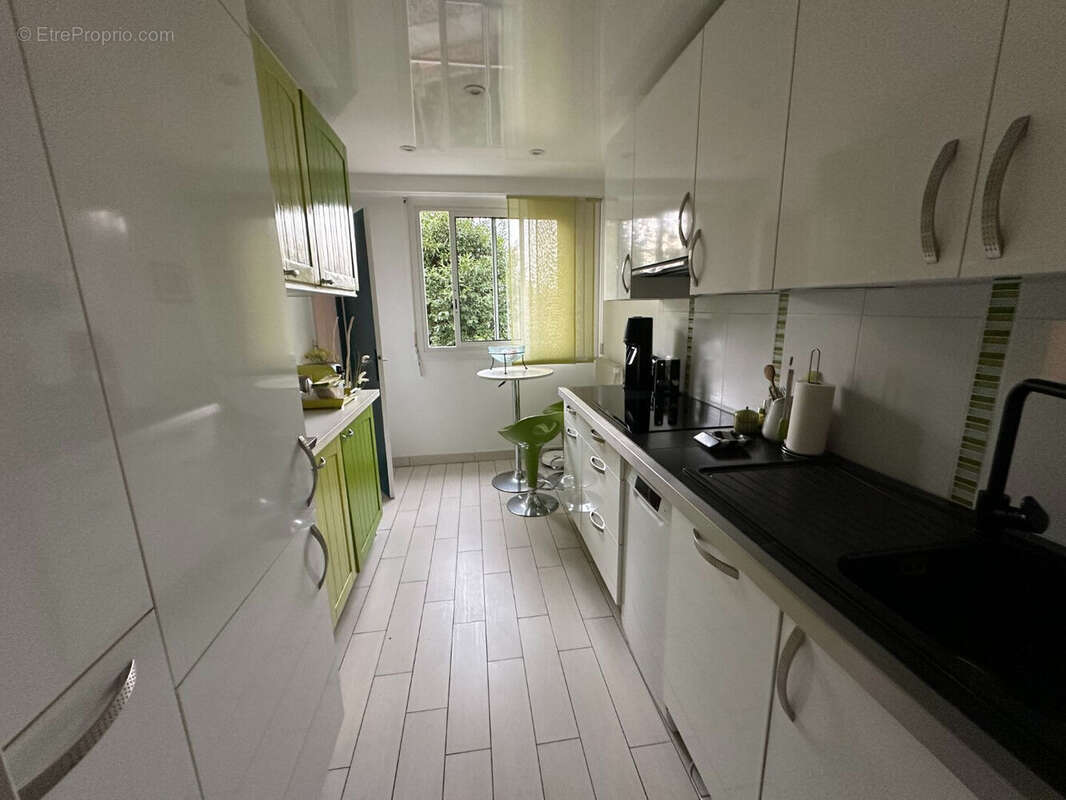 Appartement à SAINT-MAUR-DES-FOSSES