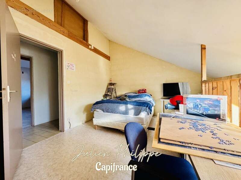 Maison à LA BATIE-MONTSALEON