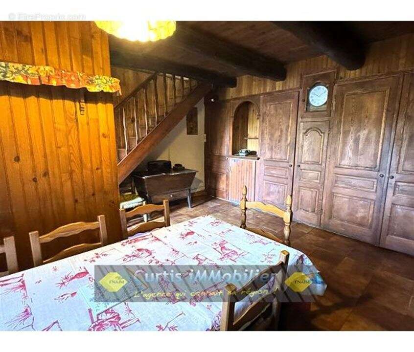 Maison à RETOURNAC
