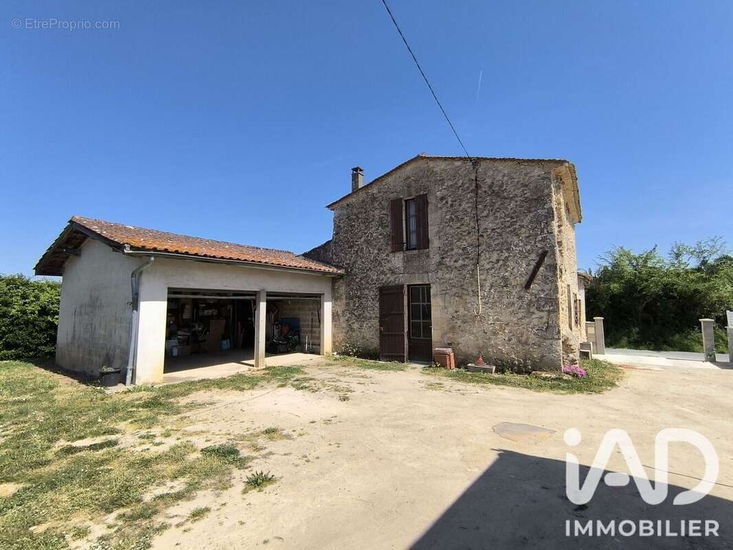 Maison 92 m² à Cadillac  - photo 6