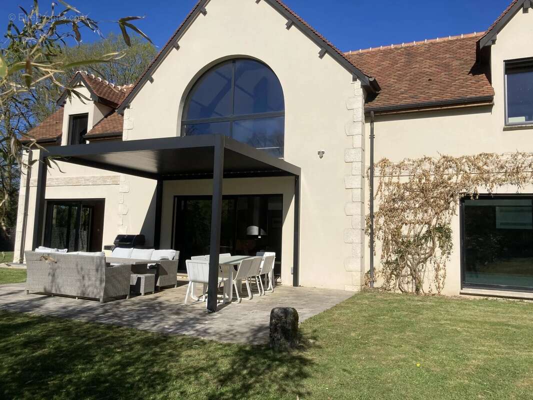 Maison à POIGNY-LA-FORET