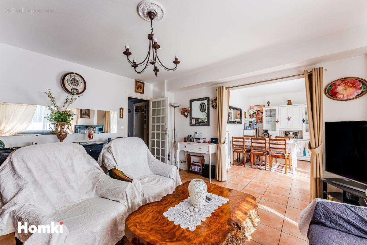 Appartement T3 de 55 m2 à Arcachon 33120, Rue Molière - photo 2