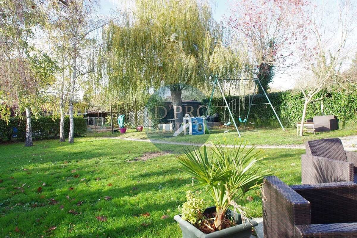 Maison Familiale 4 Chambres Avec Beau Jardin - photo 7