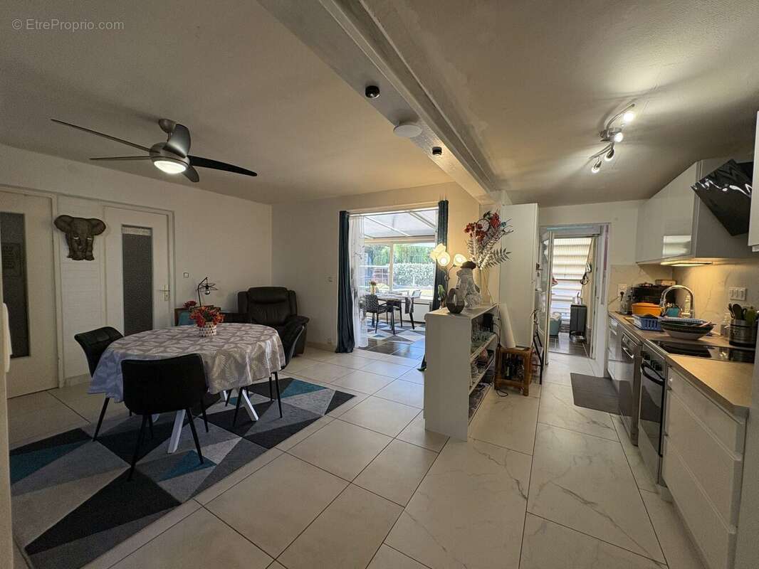 Maison 135 m² à Jullouville  - photo 6