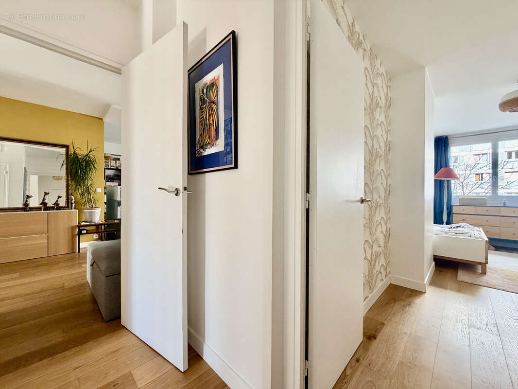 Appartement à PARIS-11E