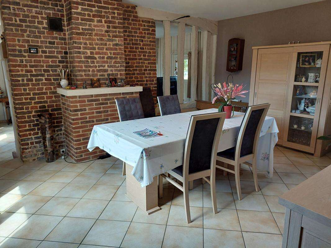 Ancien corp de ferme  7150 m² - photo 6