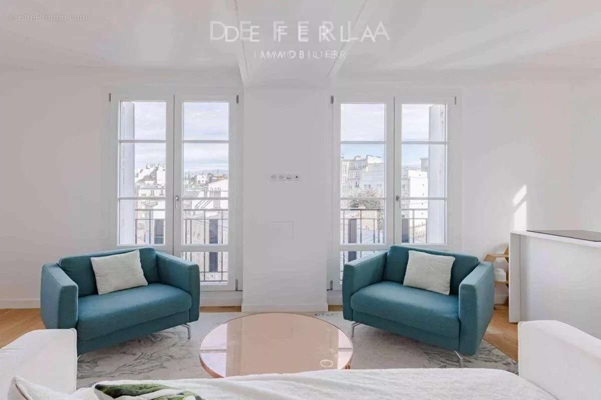 Appartement à PARIS-15E