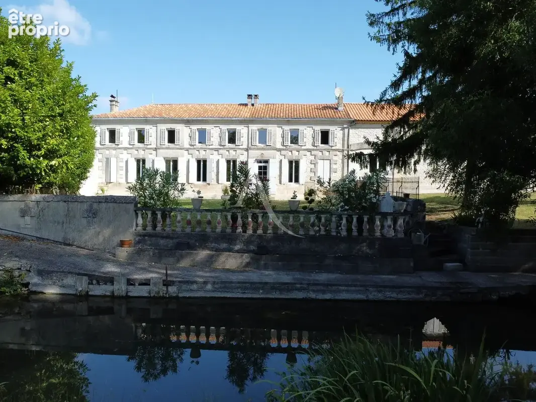 Belle longère proche Mirambeau + gîte indépendant. - photo 3