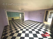 Maison à MAUBERT-FONTAINE