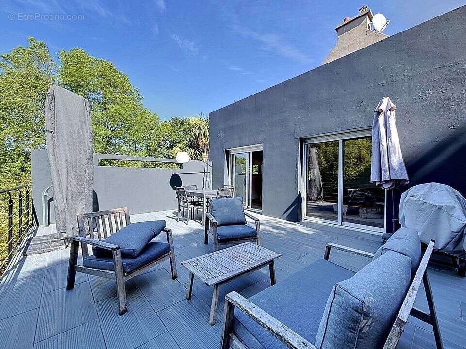 Maison à CLEGUER