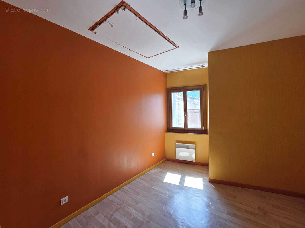 Maison de village avec grange et terrain   Brassac (09) - photo 7