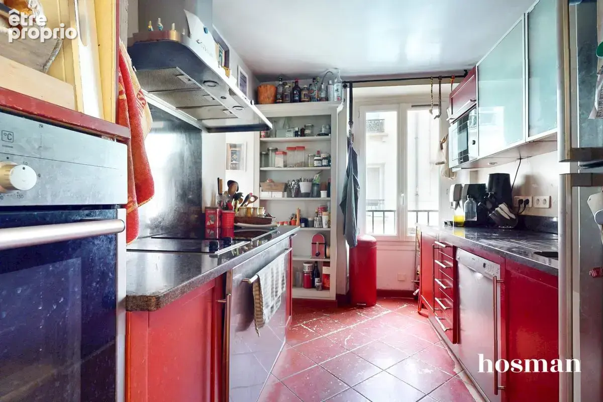 Beaux volumes et quartier recherché ! Appartement 3 pièces de 80 m² traversant - Rue des Messageries, Paris 10e - photo 5
