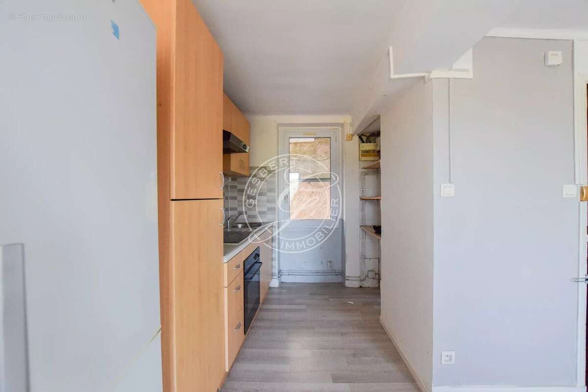 A vendre flayosc - appartement t2 - petite copropriété - photo 5