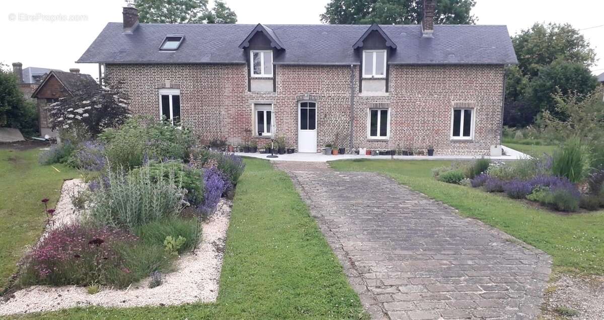 Maison à VIMOUTIERS