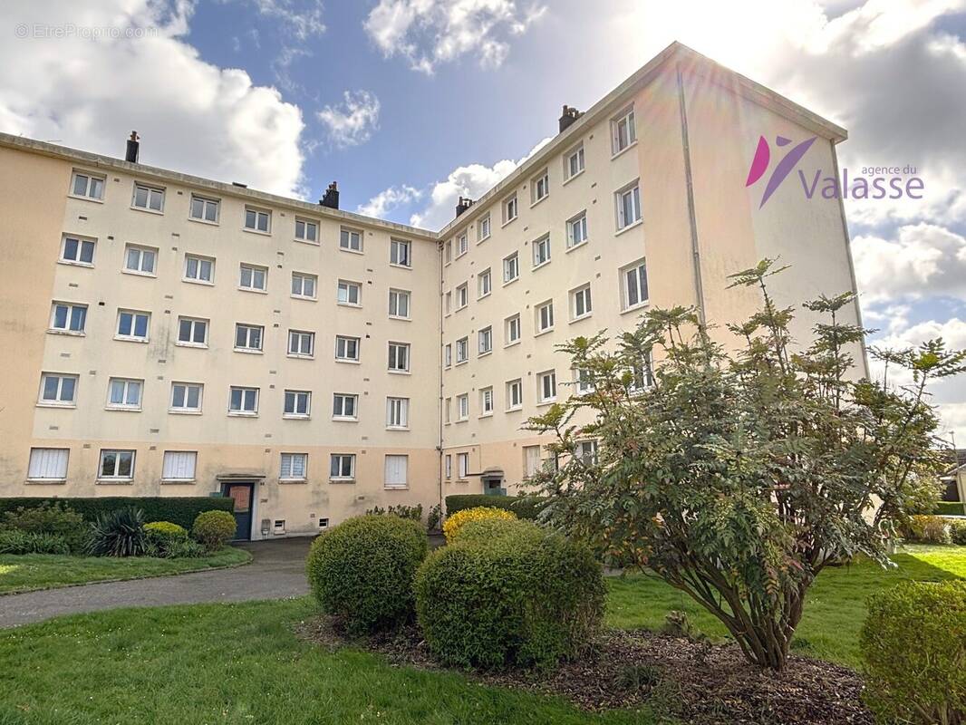 Appartement à SAINT-MAURICE-D'ETELAN