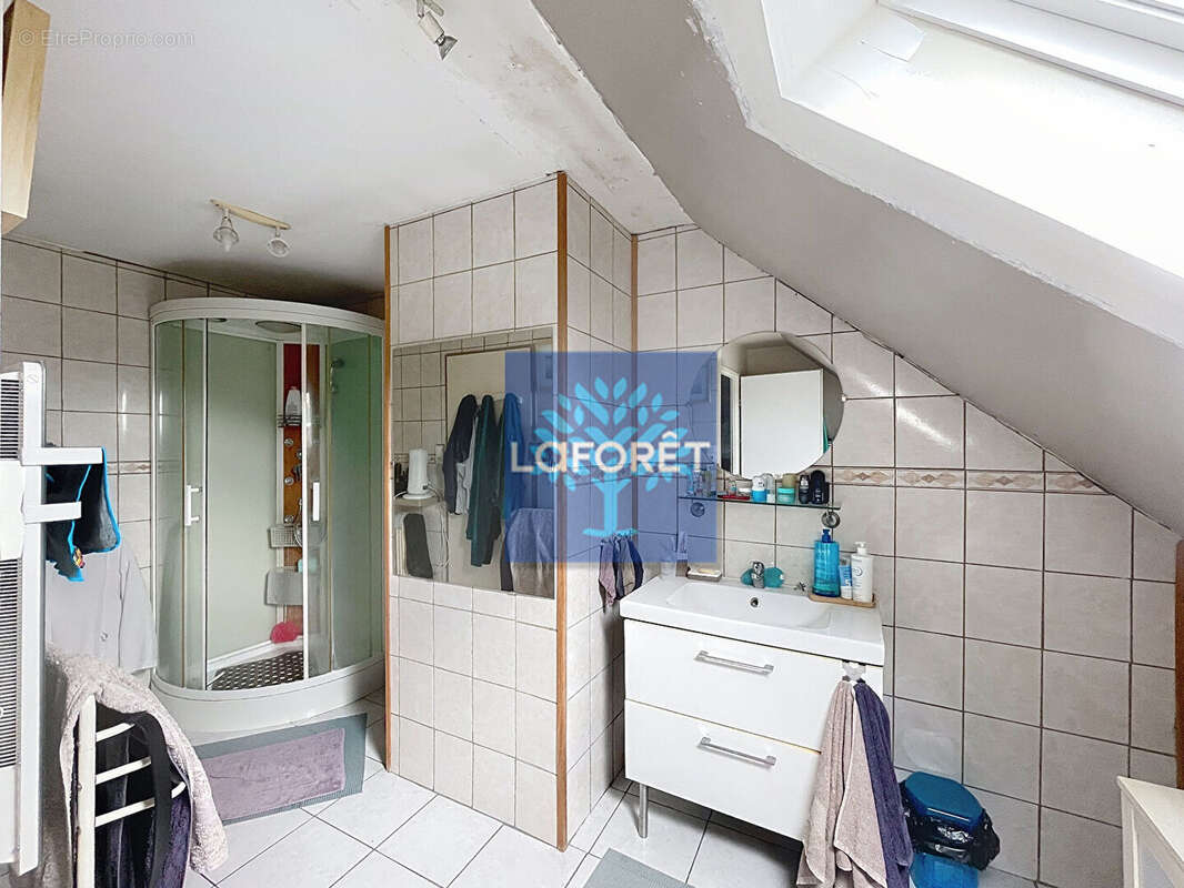 Maison à VIEUX-CONDE