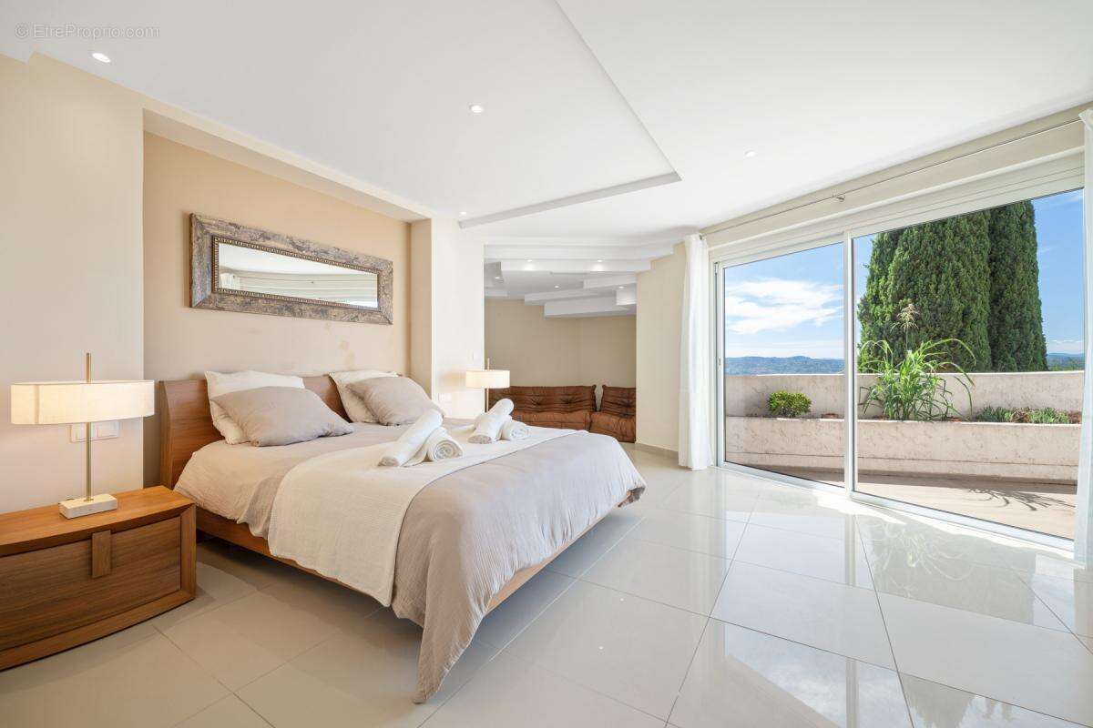 Maison à MOUANS-SARTOUX