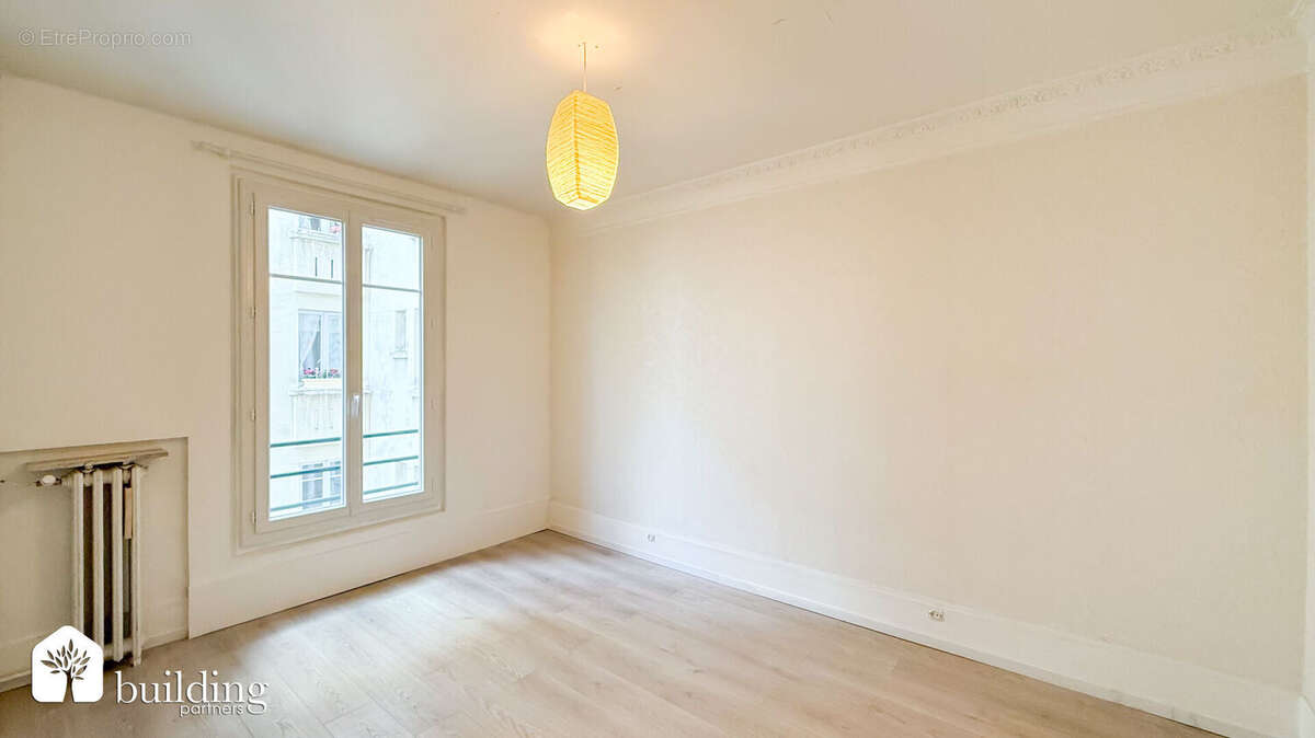 Appartement à NEUILLY-SUR-SEINE