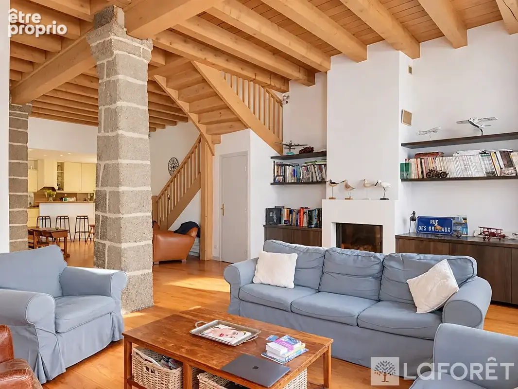 Maison de caractère  192 m²  Cour intérieure et garage 40 m² - photo 3