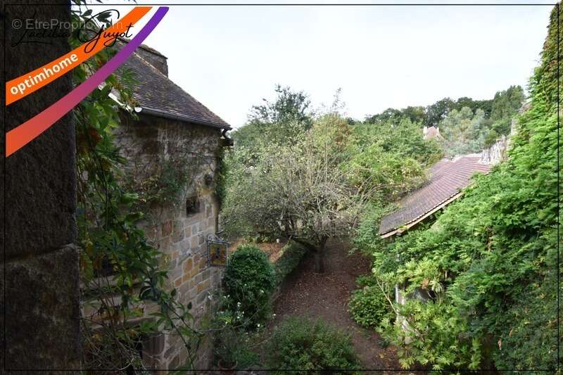 Maison à SOUVIGNY