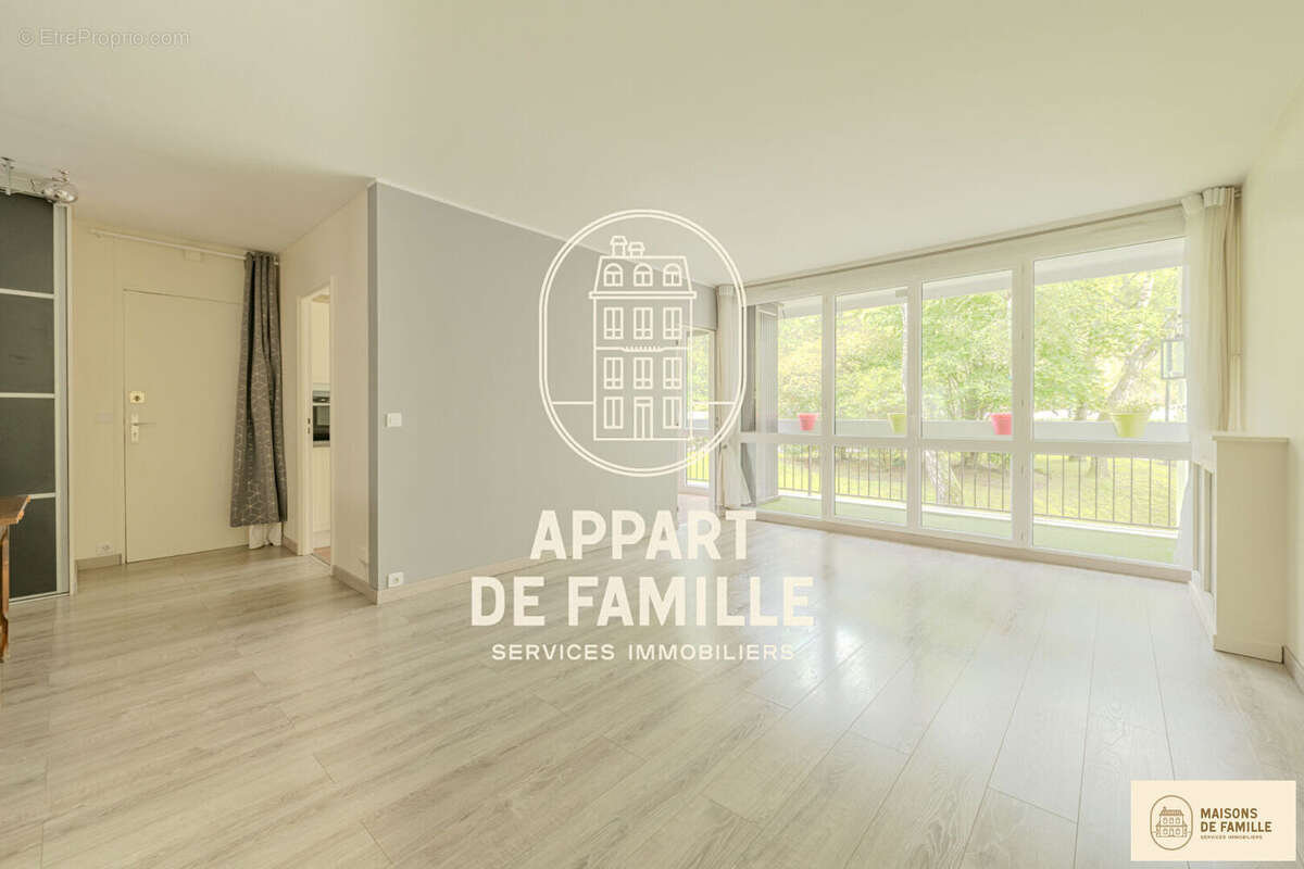 Appartement à GARCHES