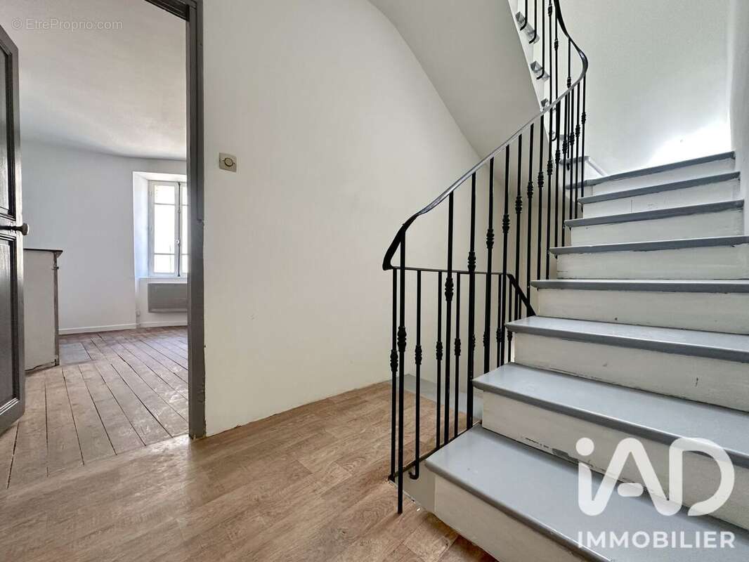 Maison 88 m² à Valreas  - photo 7