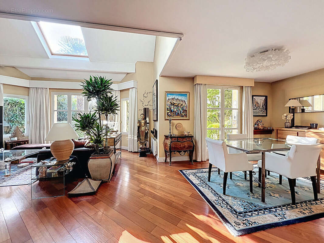 Maison à RUEIL-MALMAISON