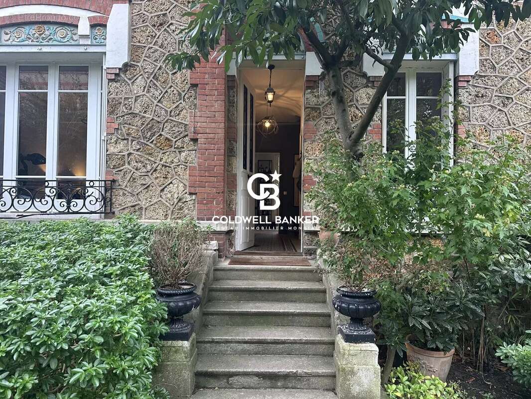 Maison à LE VESINET