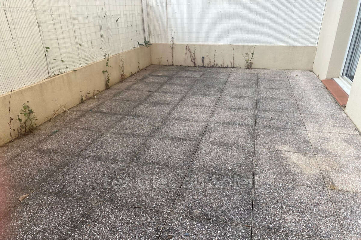 Appartement à HYERES