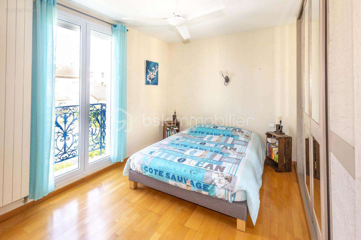 Maison à BOIS-COLOMBES