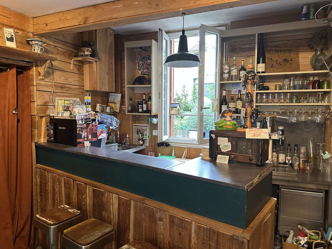 Commerce à CHAMALIERES