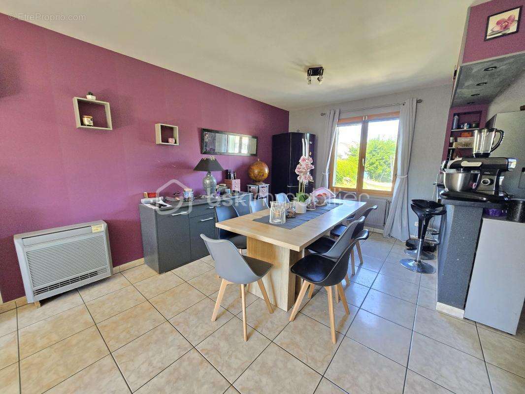 Maison à CUFFY