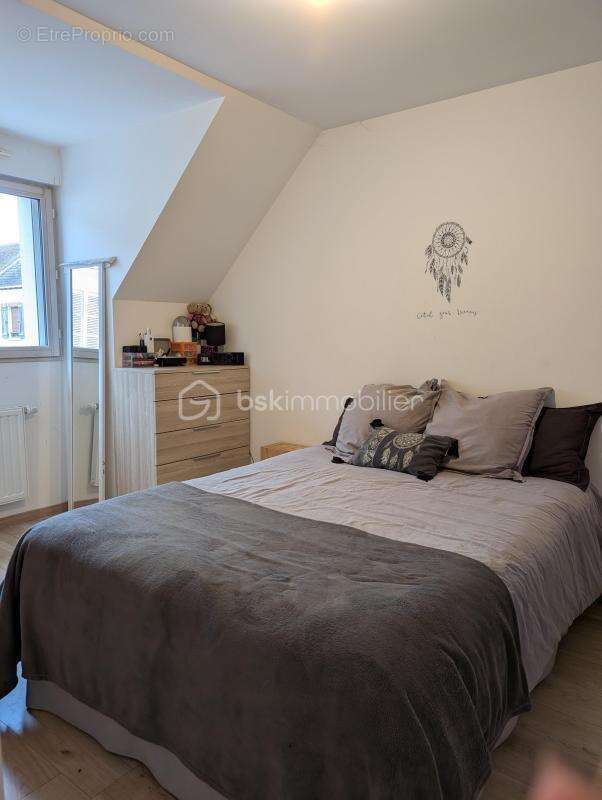 Maison à MARLES-EN-BRIE