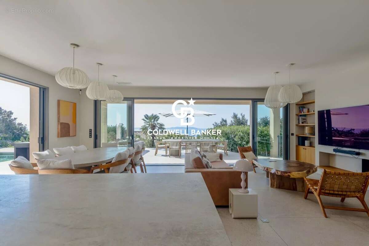 Maison à RAYOL-CANADEL-SUR-MER