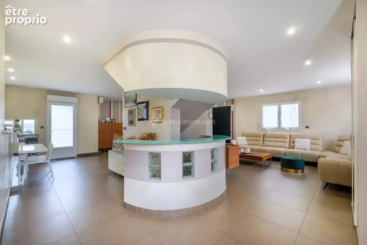 Vente Maison Villeurbanne(69100) 850 000ï¿œ - photo 8