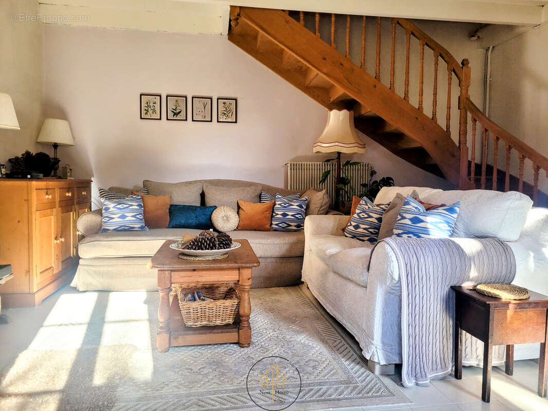 Yviers : maison avec 5 pièces en vente 185400 € - photo 4