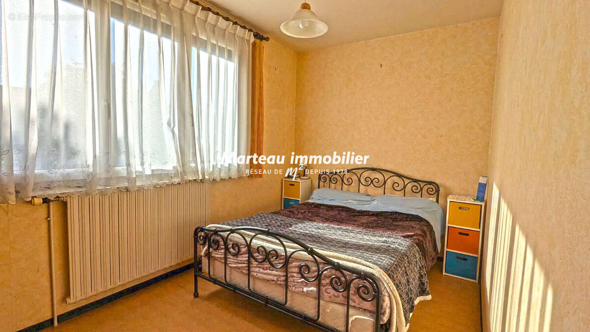 Maison à SAINT-AUBIN-DE-LOCQUENAY