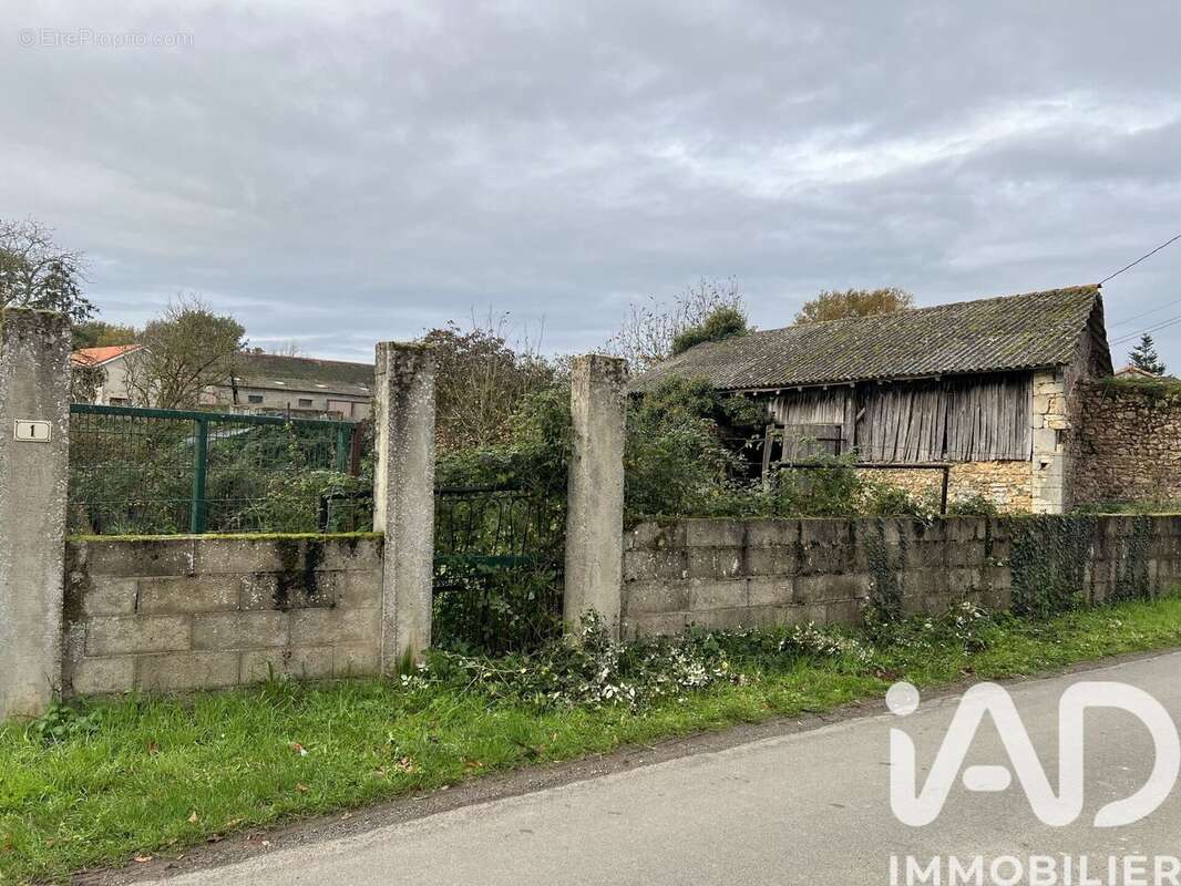 Photo 7 - Maison à COUHE