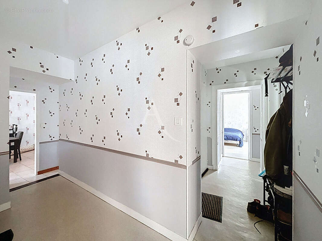 Maison à BRAIN-SUR-LONGUENEE