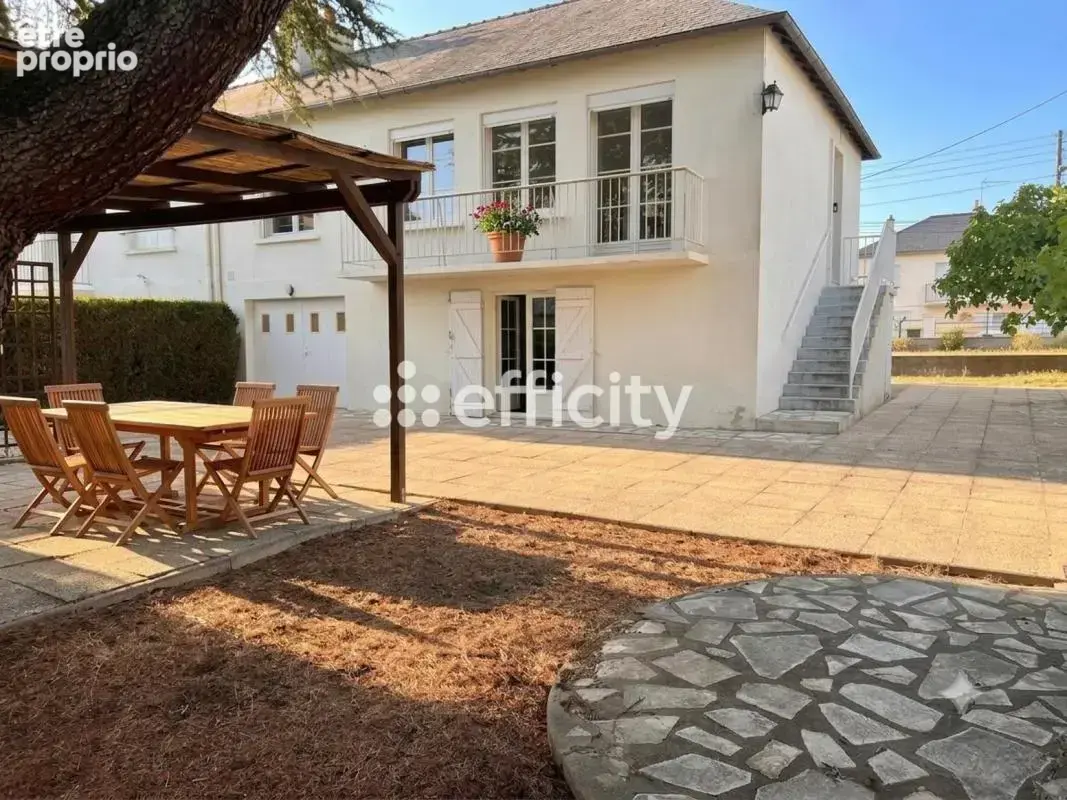 Maison 103 m² à Saint-Martin-Le-Beau  - photo 2