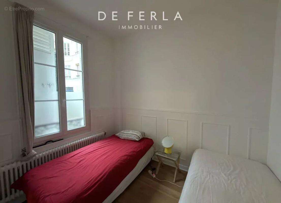 Appartement à PARIS-15E