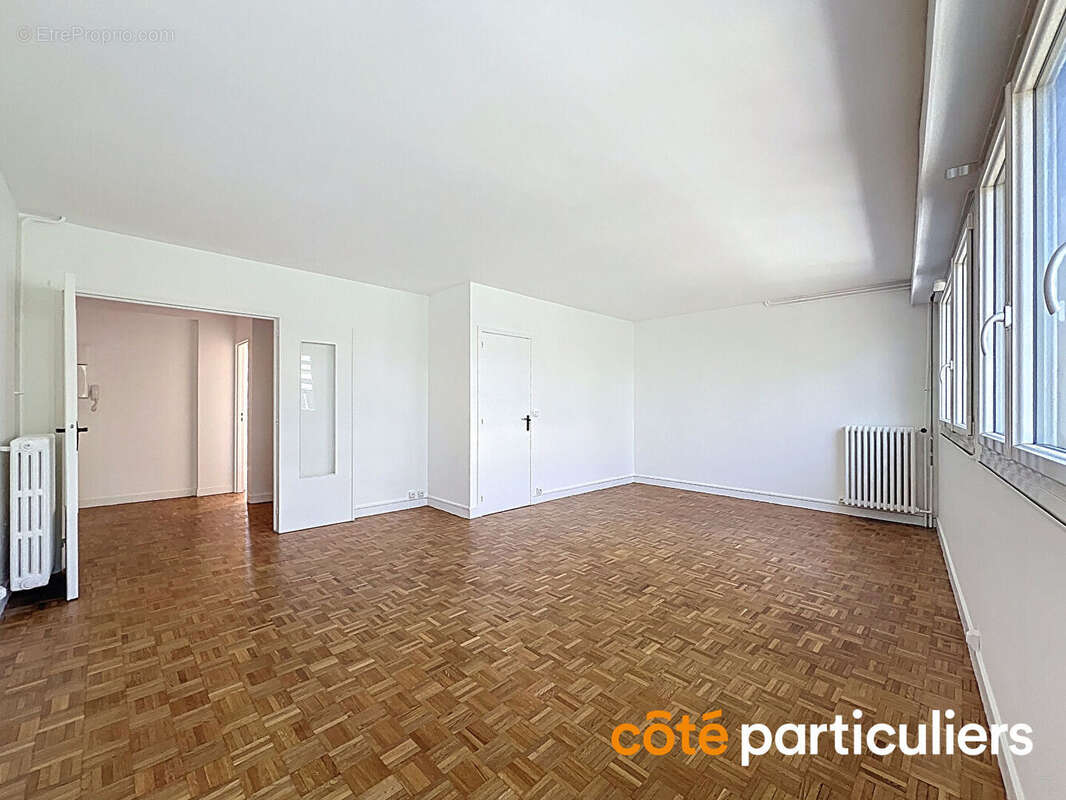 Appartement à ISSY-LES-MOULINEAUX