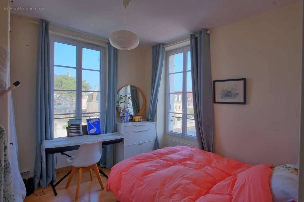 Appartement à SAINT-AUBIN-SUR-MER