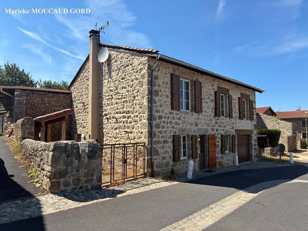Maison à TIRANGES