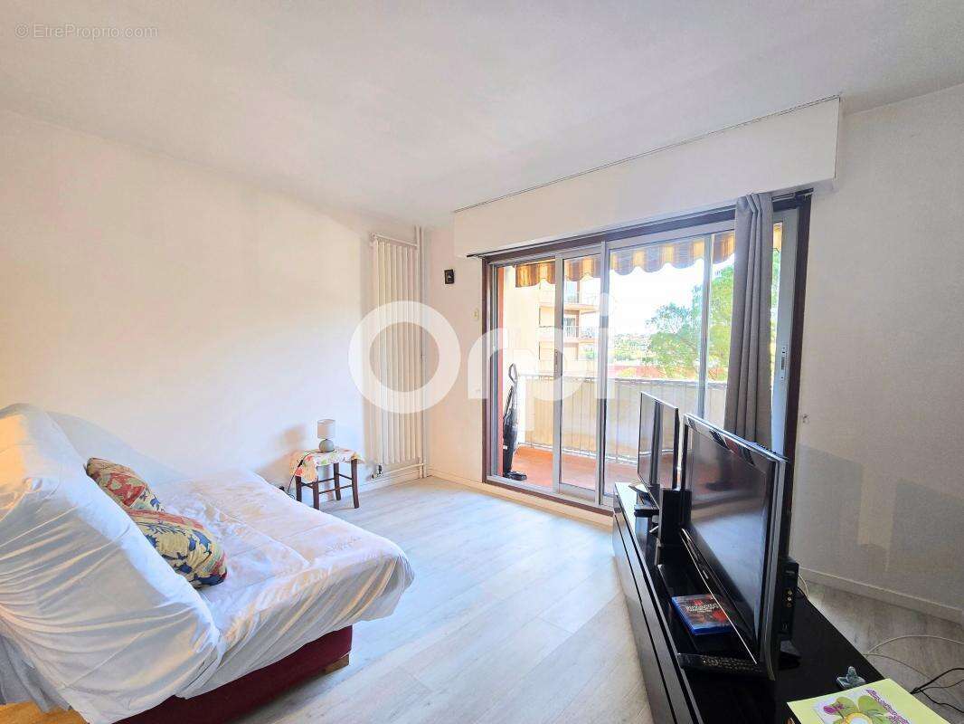 Appartement à MANDELIEU-LA-NAPOULE