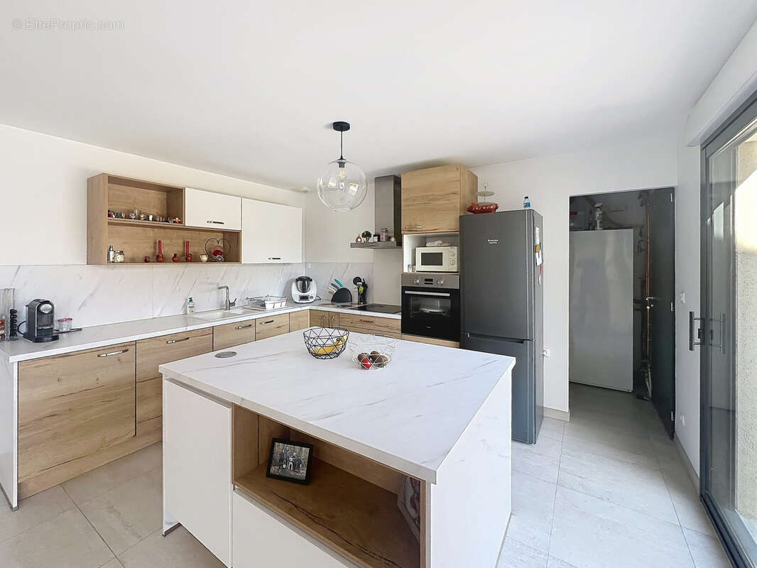 Maison à PARAY-VIEILLE-POSTE