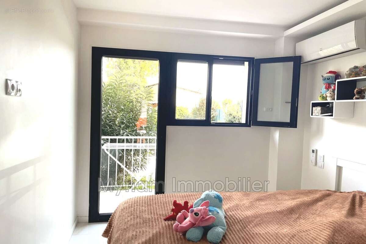 Appartement à LE CANNET